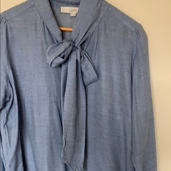 Loft chambray tie blouse 🌸 - Picture 3 of 7